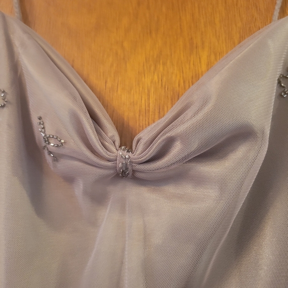 Vintage Gown - Picture 3 of 5